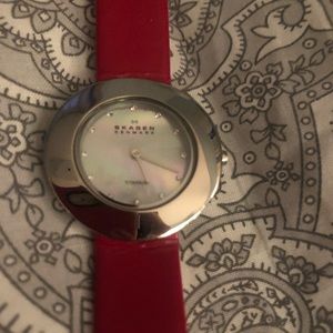 SKAGEN red shiny strap watch
